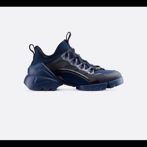 Dior D-CONNECT SNEAKER